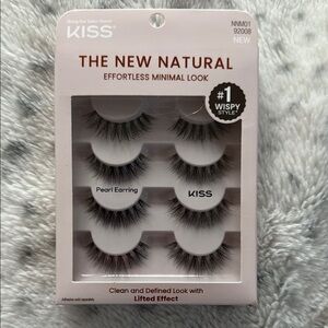 KISS The New Natural Wispy Eyelashes